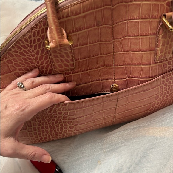 MCM Chic Pink Crocodile-Embossed  Bag - Picture 2 of 15